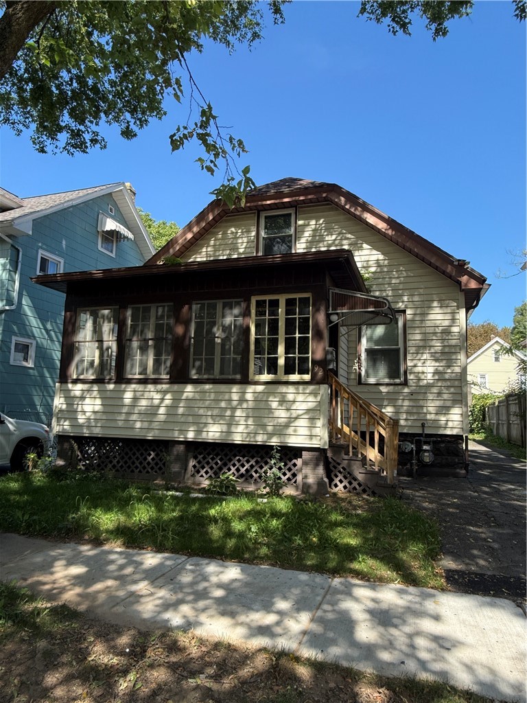MLS #R1715003 image #0