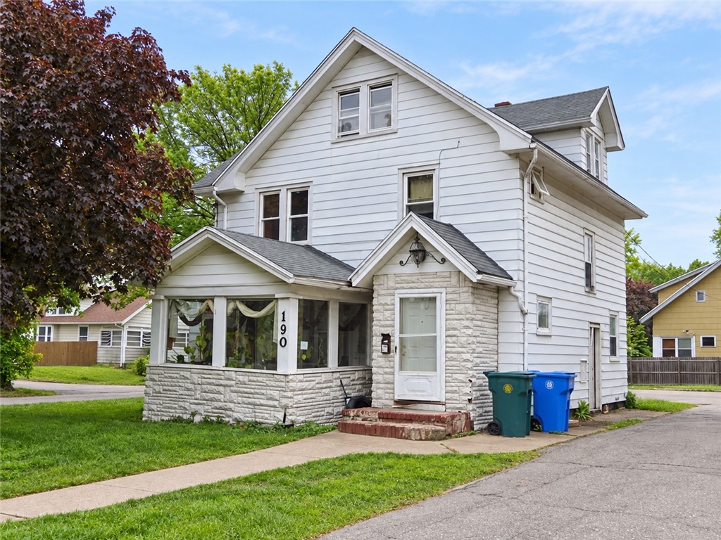 MLS #R1723042 image #0