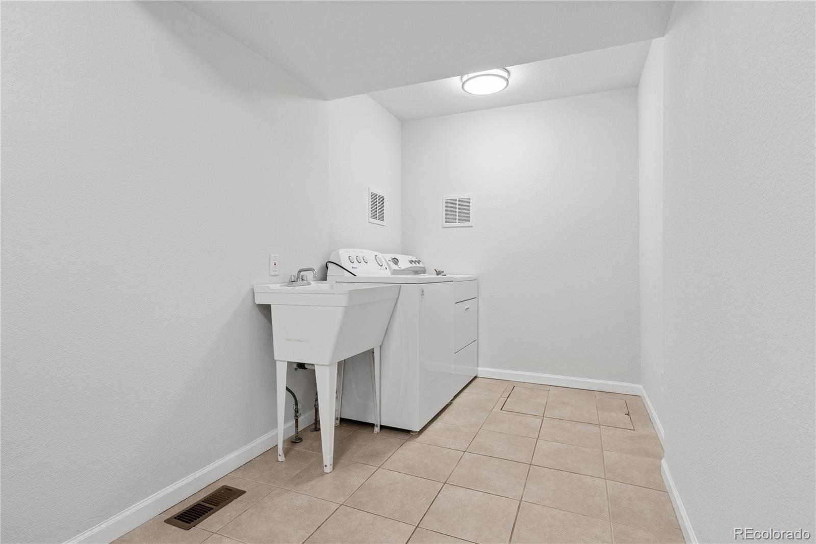 1264 Mcintosh Avenue Broomfield CO 80020 | MLS #2314476 Image 31