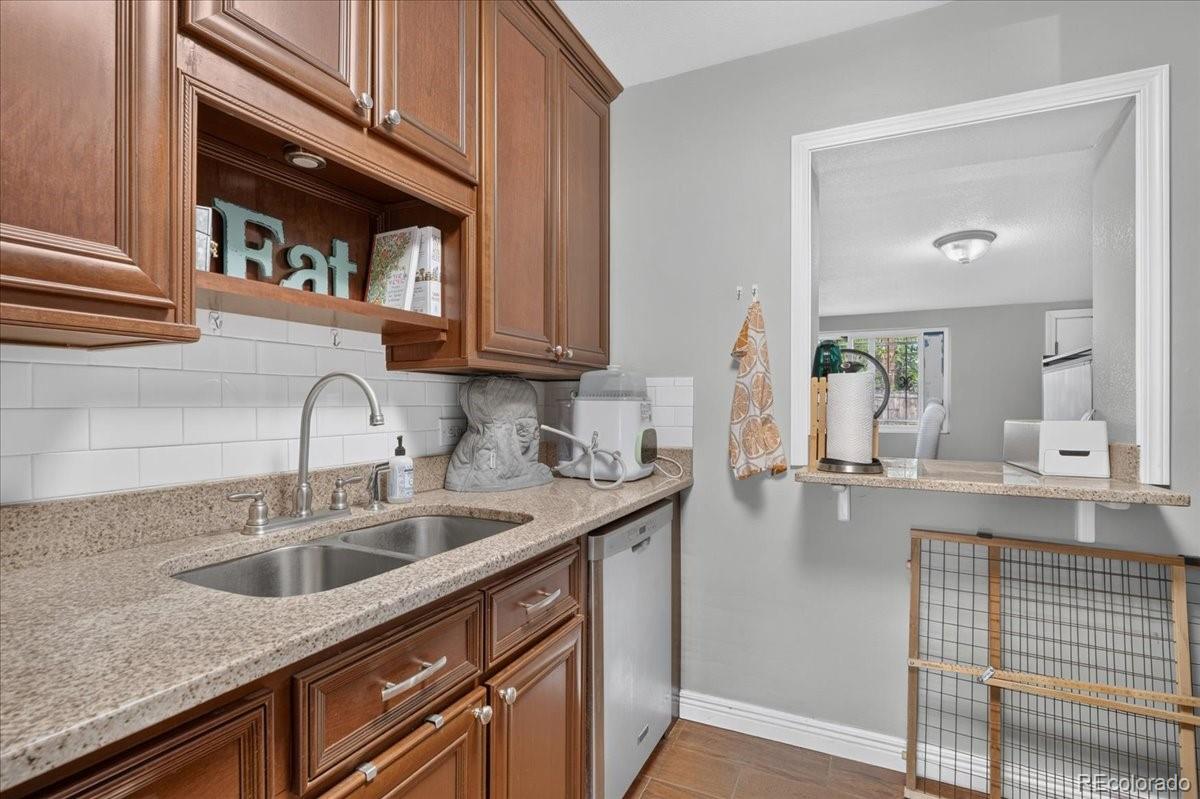 3025 N Adams Street Denver CO 80205 | MLS #2365626 Image 6