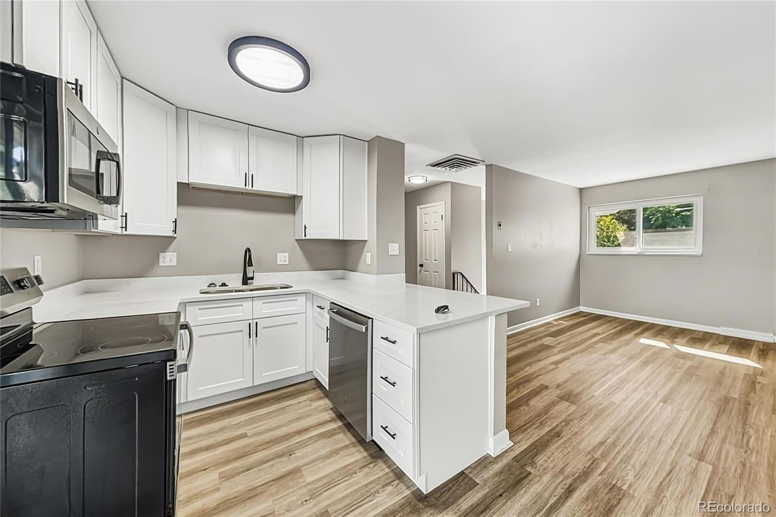 7907 E Fremont Avenue Centennial CO 80112 | MLS #2378965 Image 2