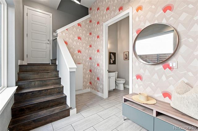 2432 N Washington Street Denver CO 80205 | MLS #2440068 Image 1
