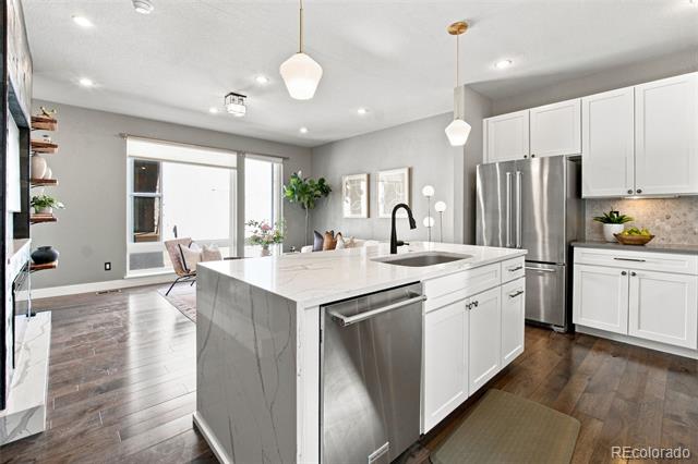 2432 N Washington Street Denver CO 80205 | MLS #2440068 Image 6