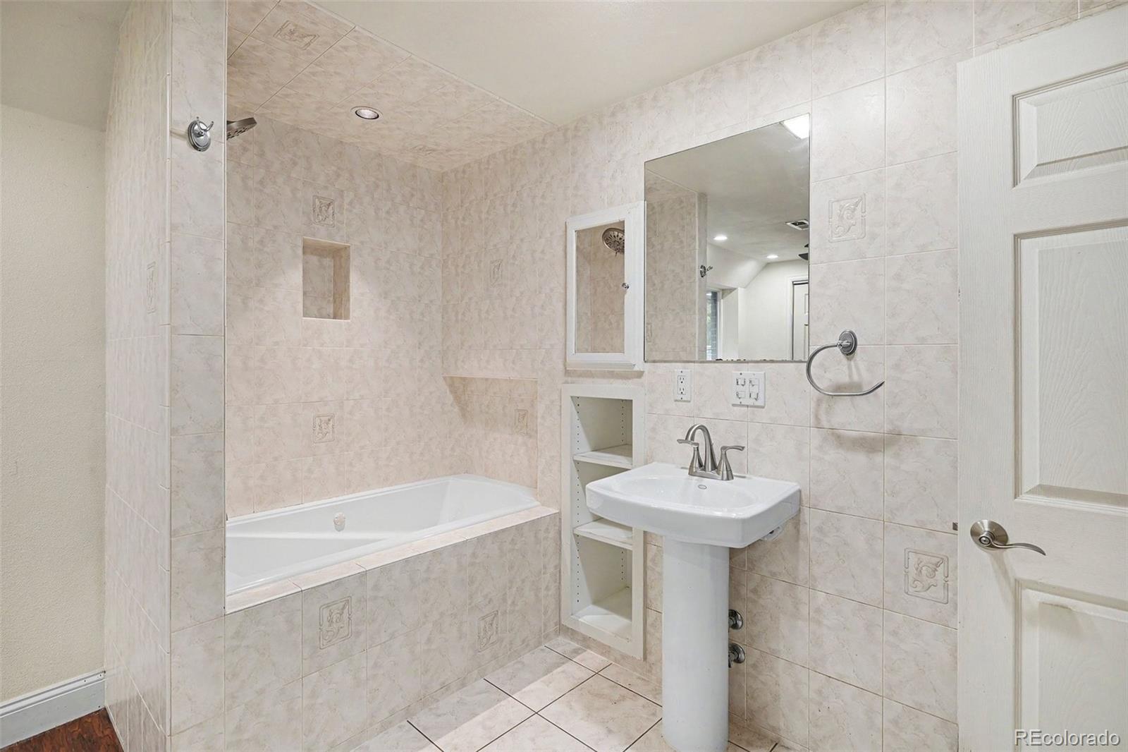 7347 S Spruce Street Centennial CO 80112 | MLS #2485560 Image 19