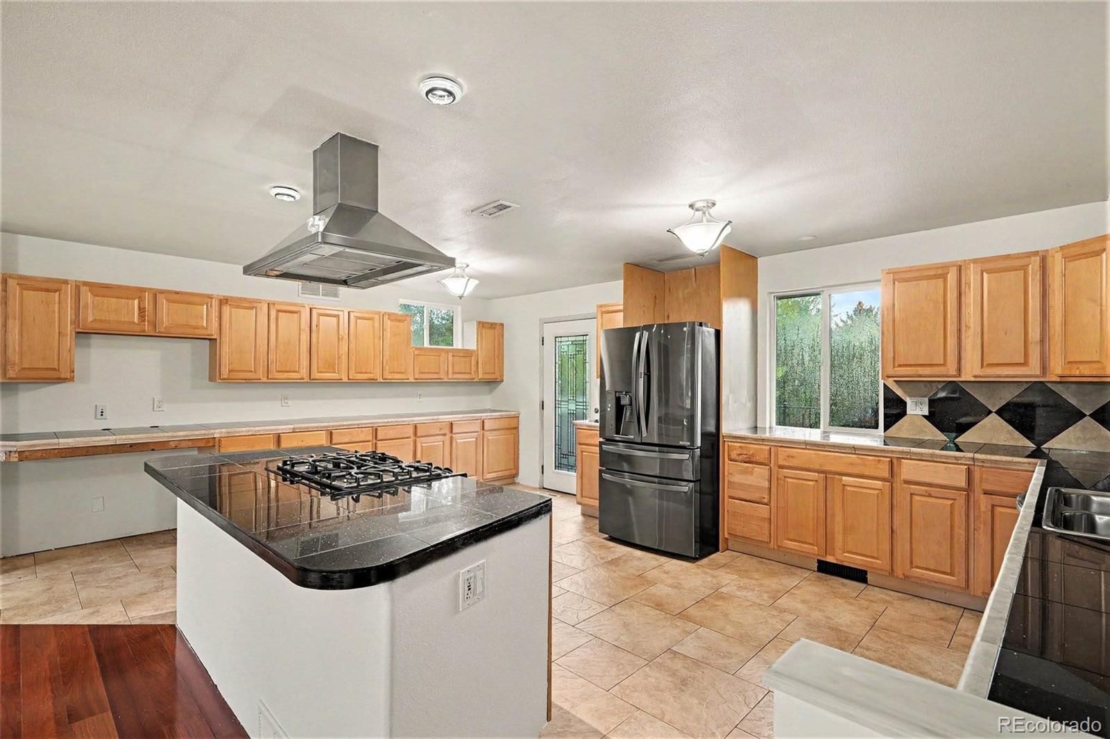 7347 S Spruce Street Centennial CO 80112 | MLS #2485560 Image 2