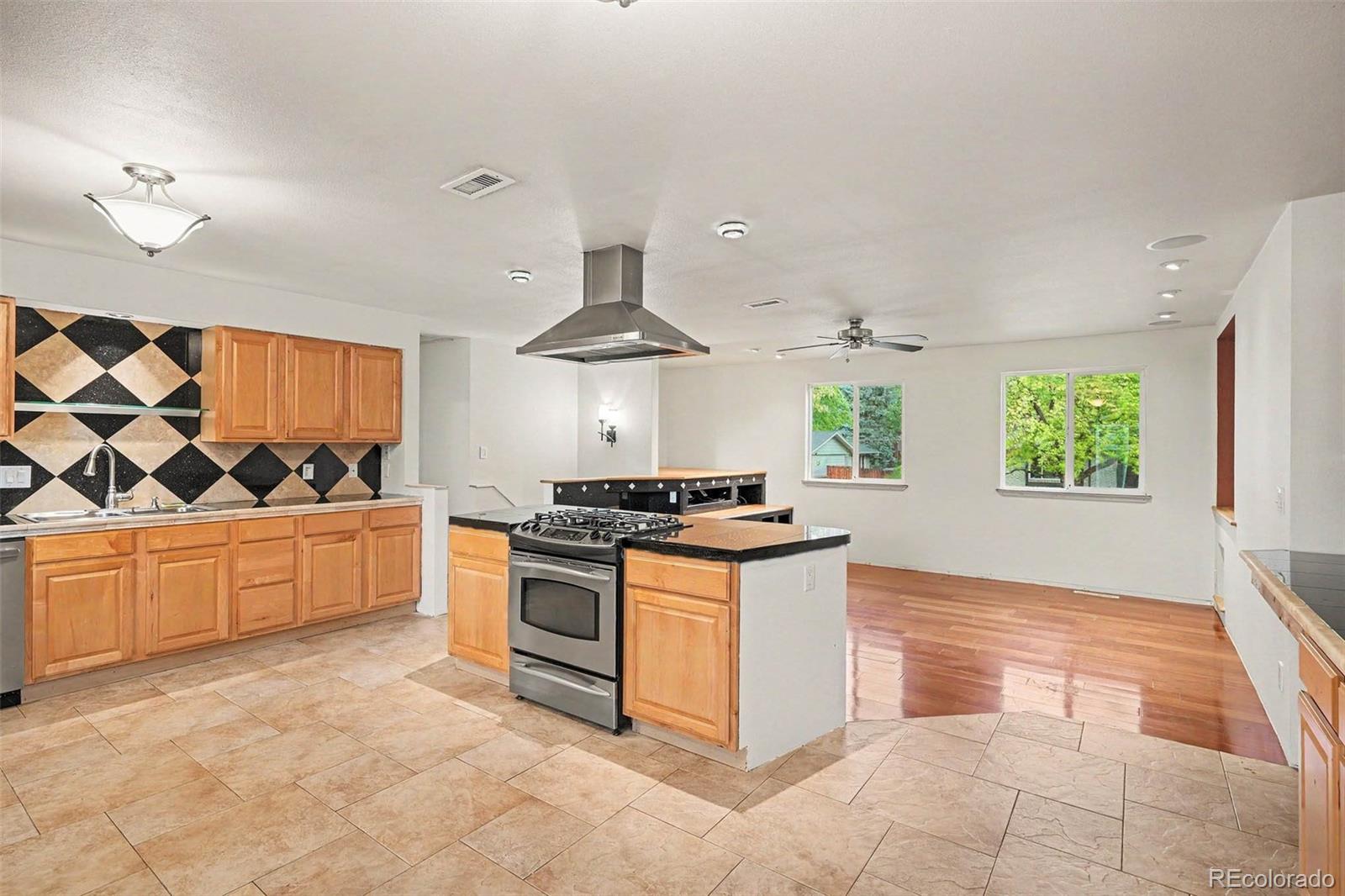 7347 S Spruce Street Centennial CO 80112 | MLS #2485560 Image 5