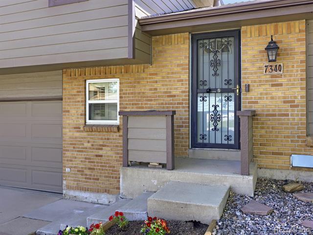 7340 Teller Street Arvada CO 80003 | MLS #2486015 Image 2