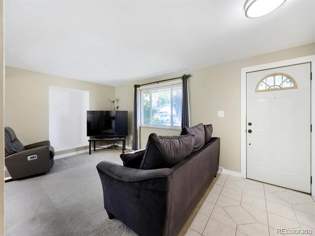 7340 Teller Street Arvada CO 80003 | MLS #2486015 Image 3