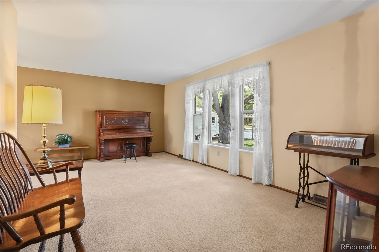 8118 S Marshall Street Littleton CO 80128 | MLS #2562514 Image 4