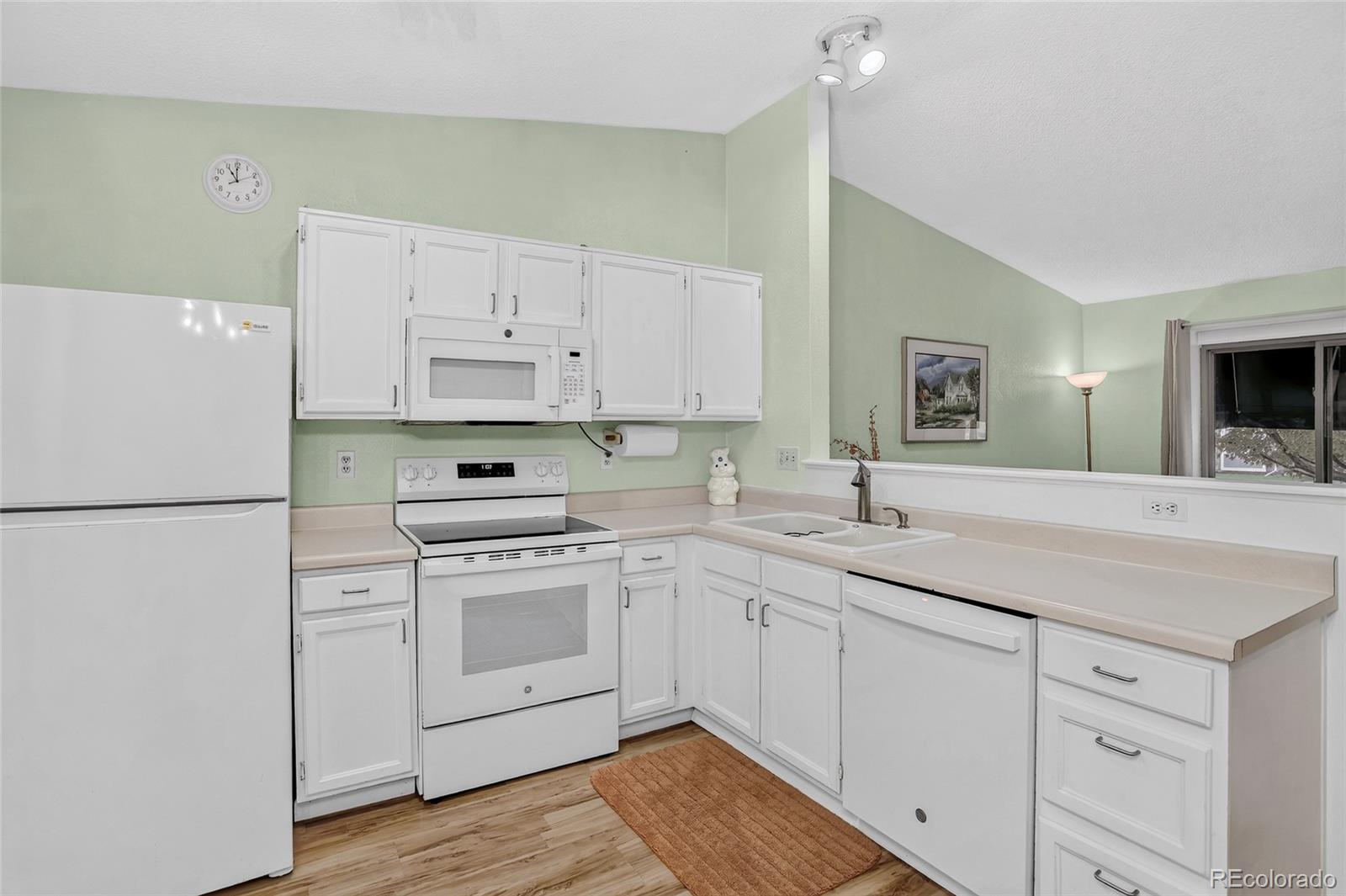 5895 W 74th Avenue Arvada CO 80003 | MLS #2573547 Image 8