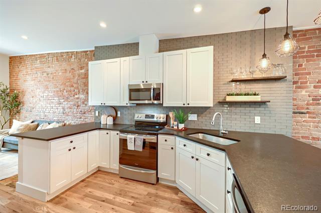 2955 Champa Street Denver CO 80205 | MLS #2593136 Image 4