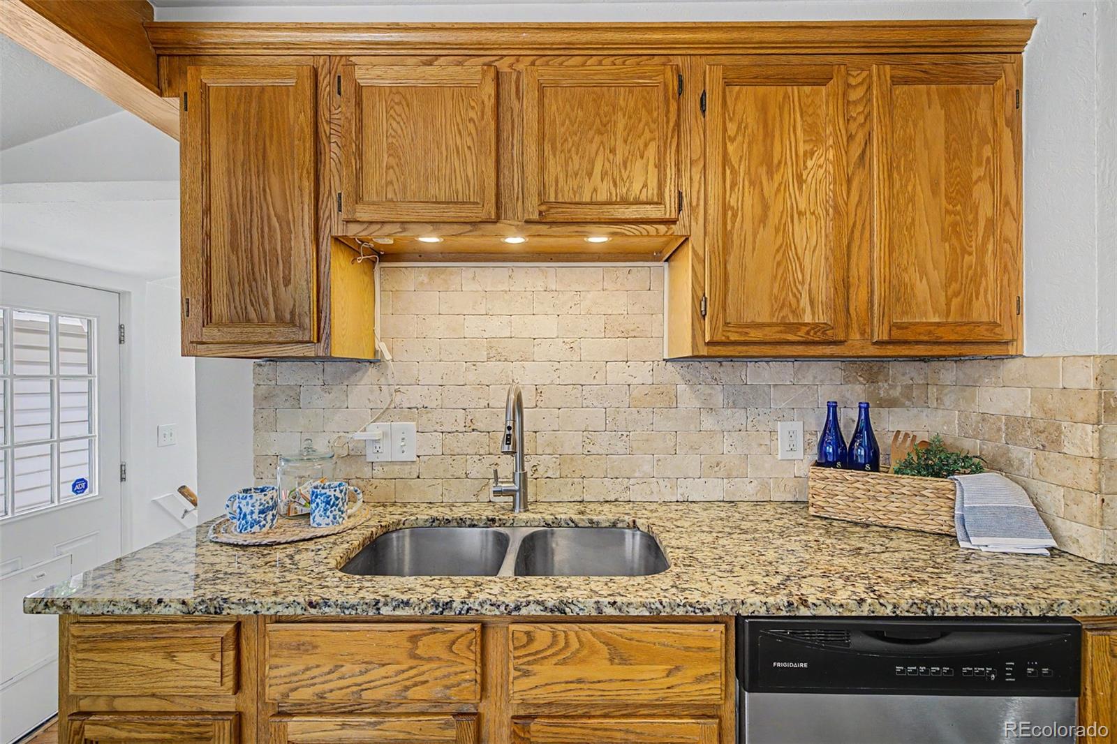 4997 Green Court Denver CO 80221 | MLS #2608287 Image 12