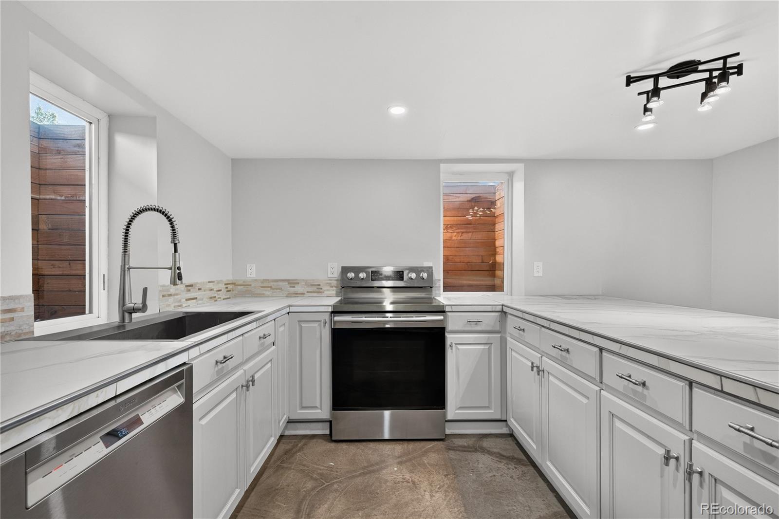 6641 W 52nd Avenue Arvada CO 80002 | MLS #2620504 Image 19