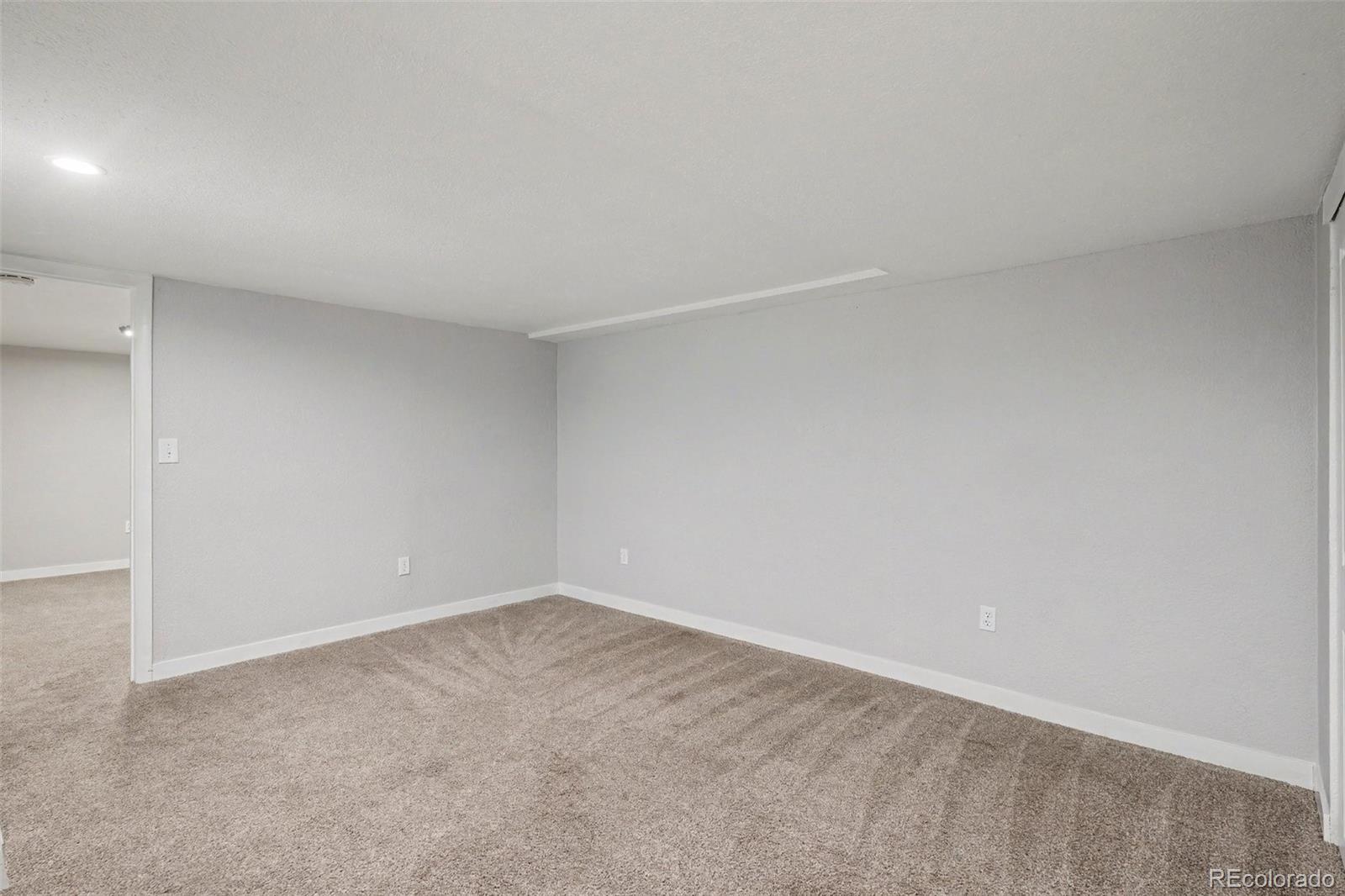 5750 Emerson Street Denver CO 80216 | MLS #2673188 Image 20