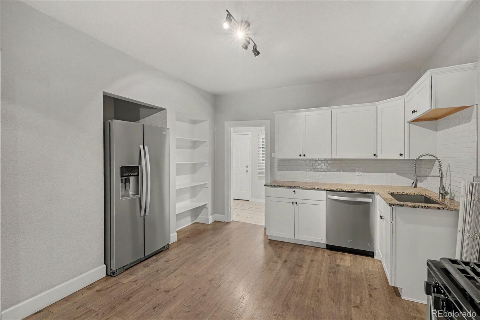 5750 Emerson Street Denver CO 80216 | MLS #2673188 Image 9