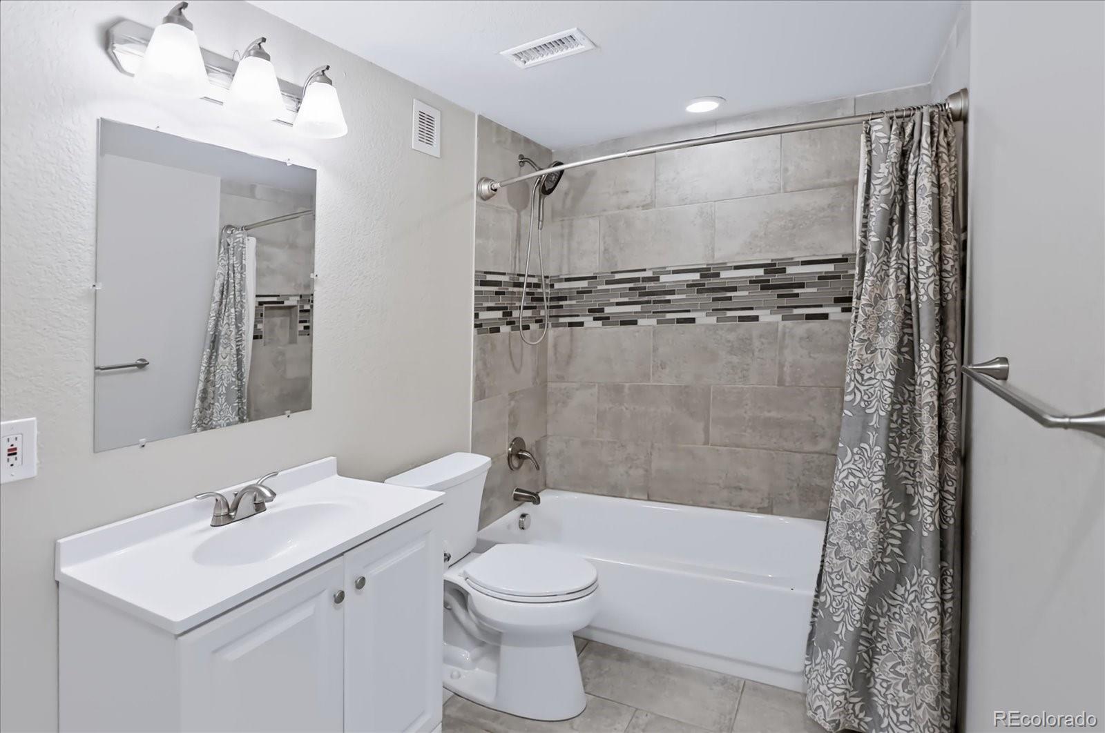 6528 S Cody Way Littleton CO 80123 | MLS #2710810 Image 25