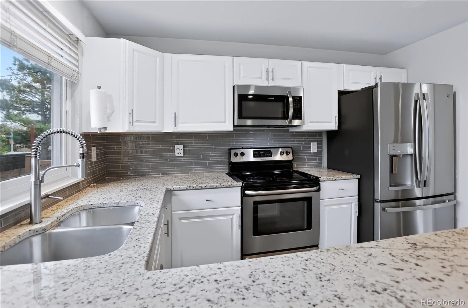 6528 S Cody Way Littleton CO 80123 | MLS #2710810 Image 6