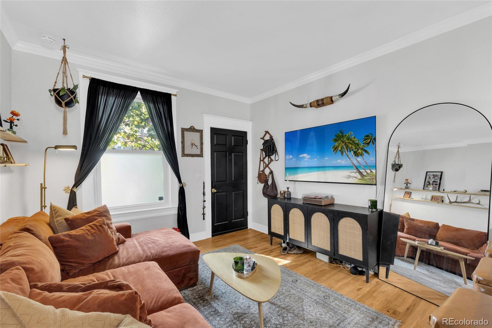 105 W Maple Avenue Denver CO 80223 | MLS #2719106 Image 1