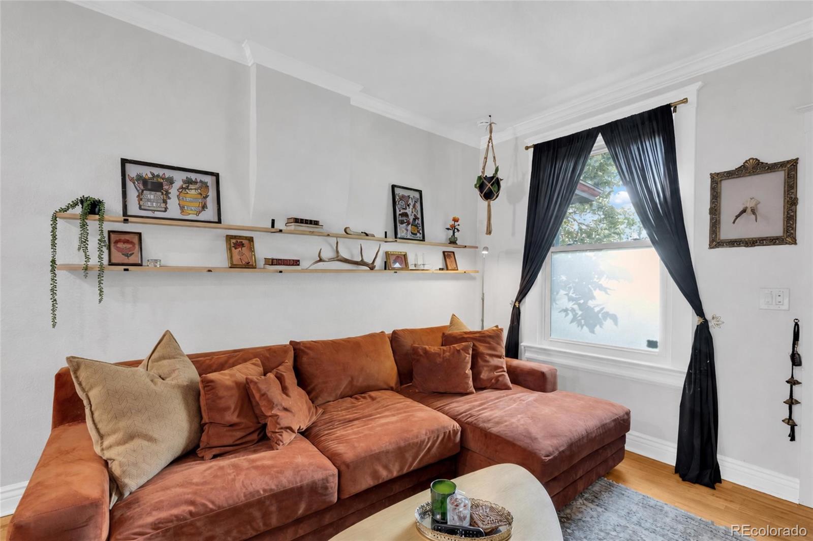 105 W Maple Avenue Denver CO 80223 | MLS #2719106 Image 2