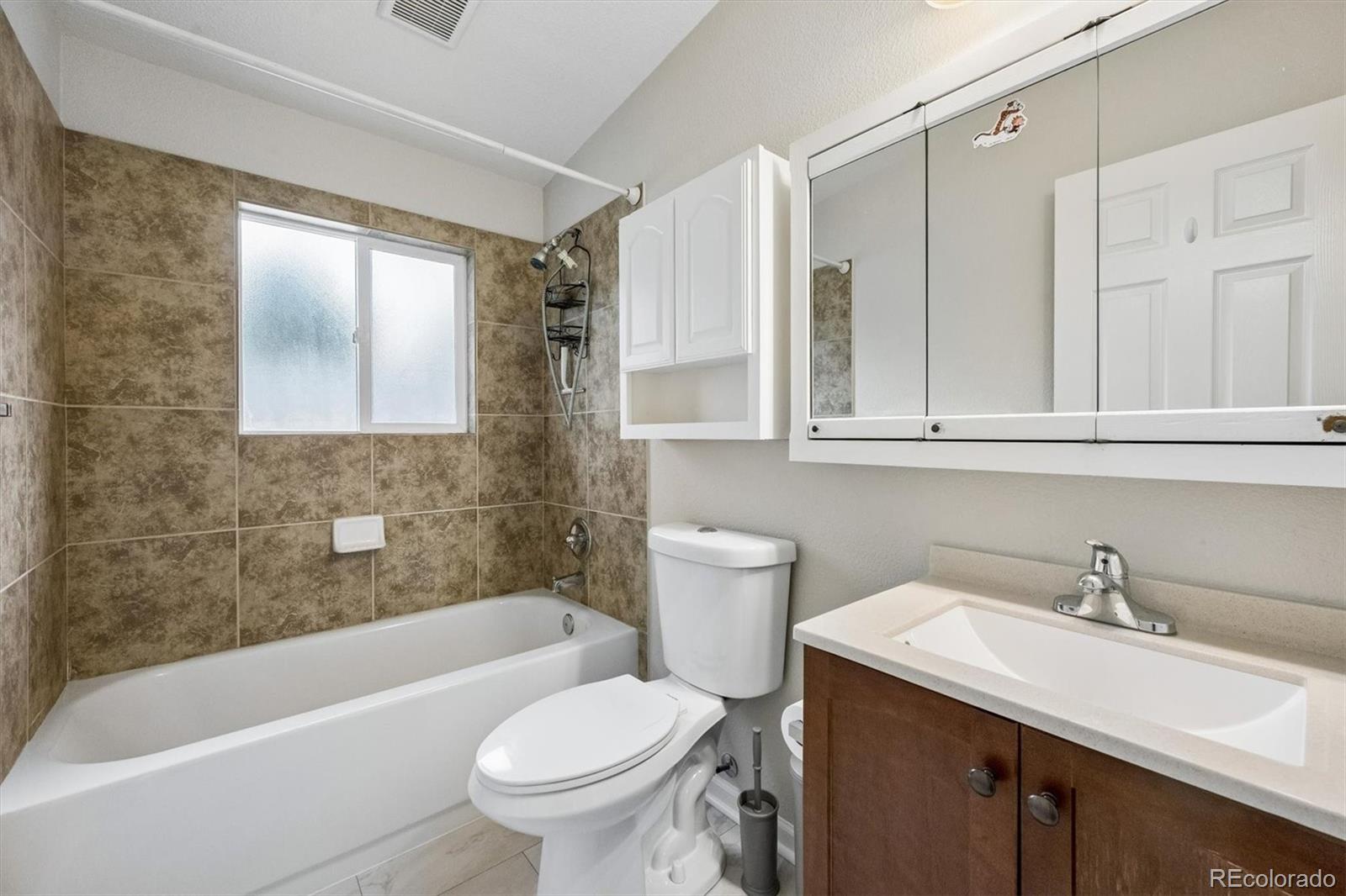 2201 W 56th Place Denver CO 80221 | MLS #2741939 Image 15