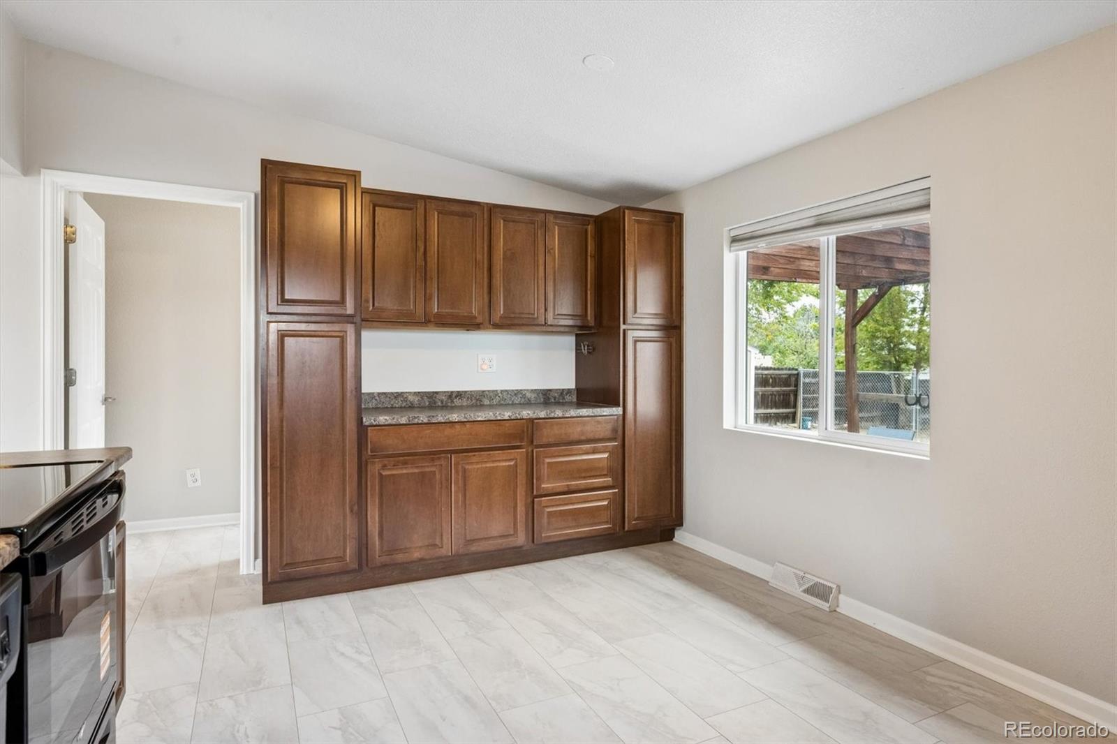 2201 W 56th Place Denver CO 80221 | MLS #2741939 Image 7