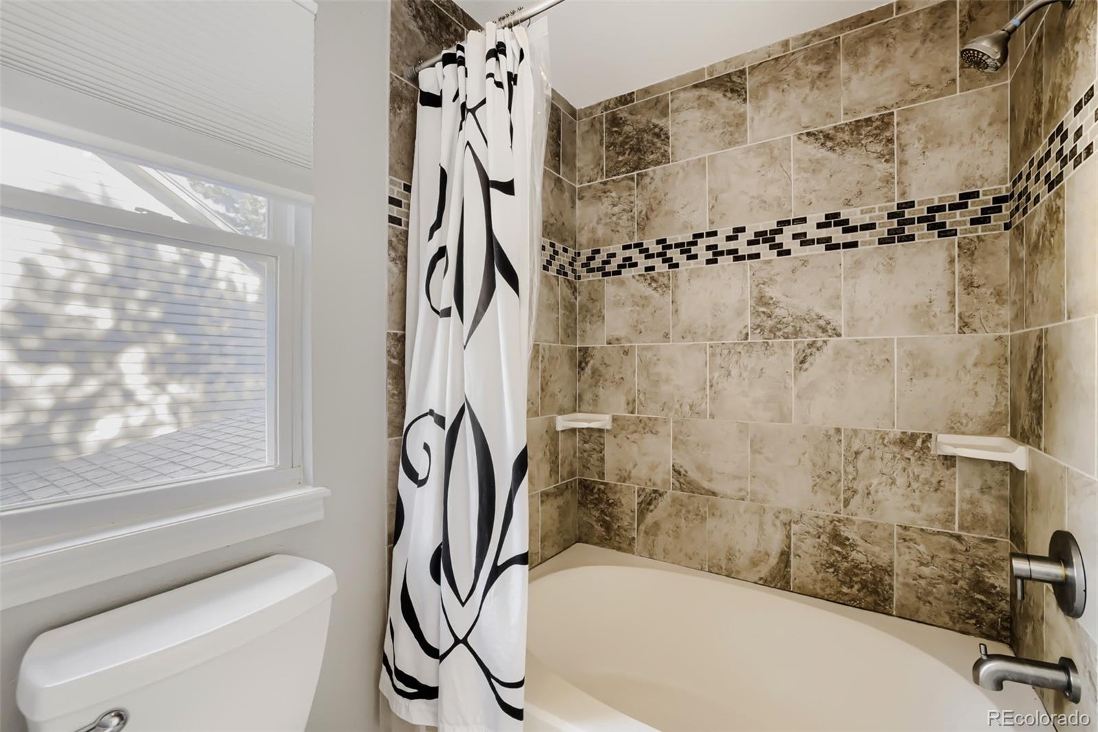 6015 Zang Way Arvada CO 80004 | MLS #2863036 Image 18