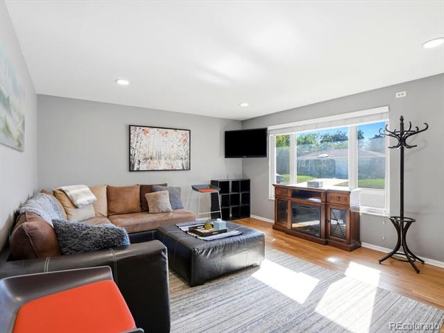 6530 Marshall Street Arvada CO 80003 | MLS #2948475 Image 2