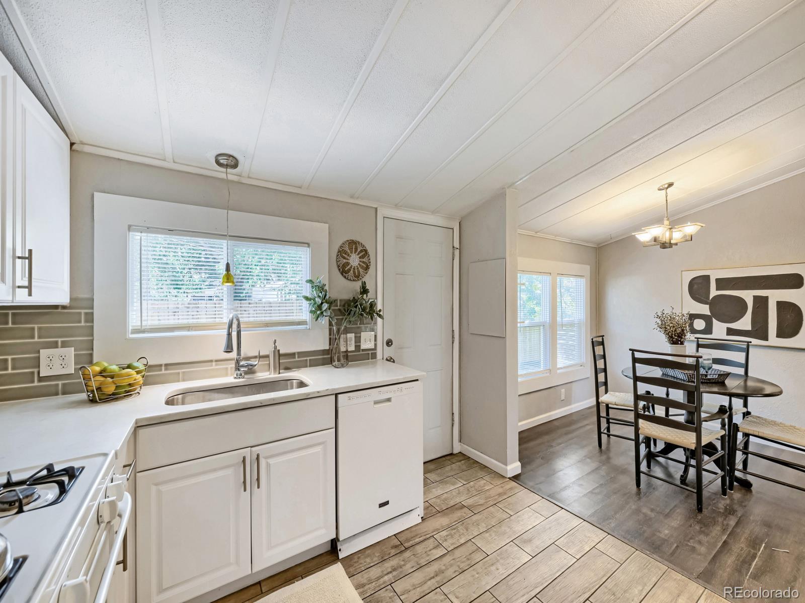 3090 W 55th Place Denver CO 80221 | MLS #3059228 Image 6