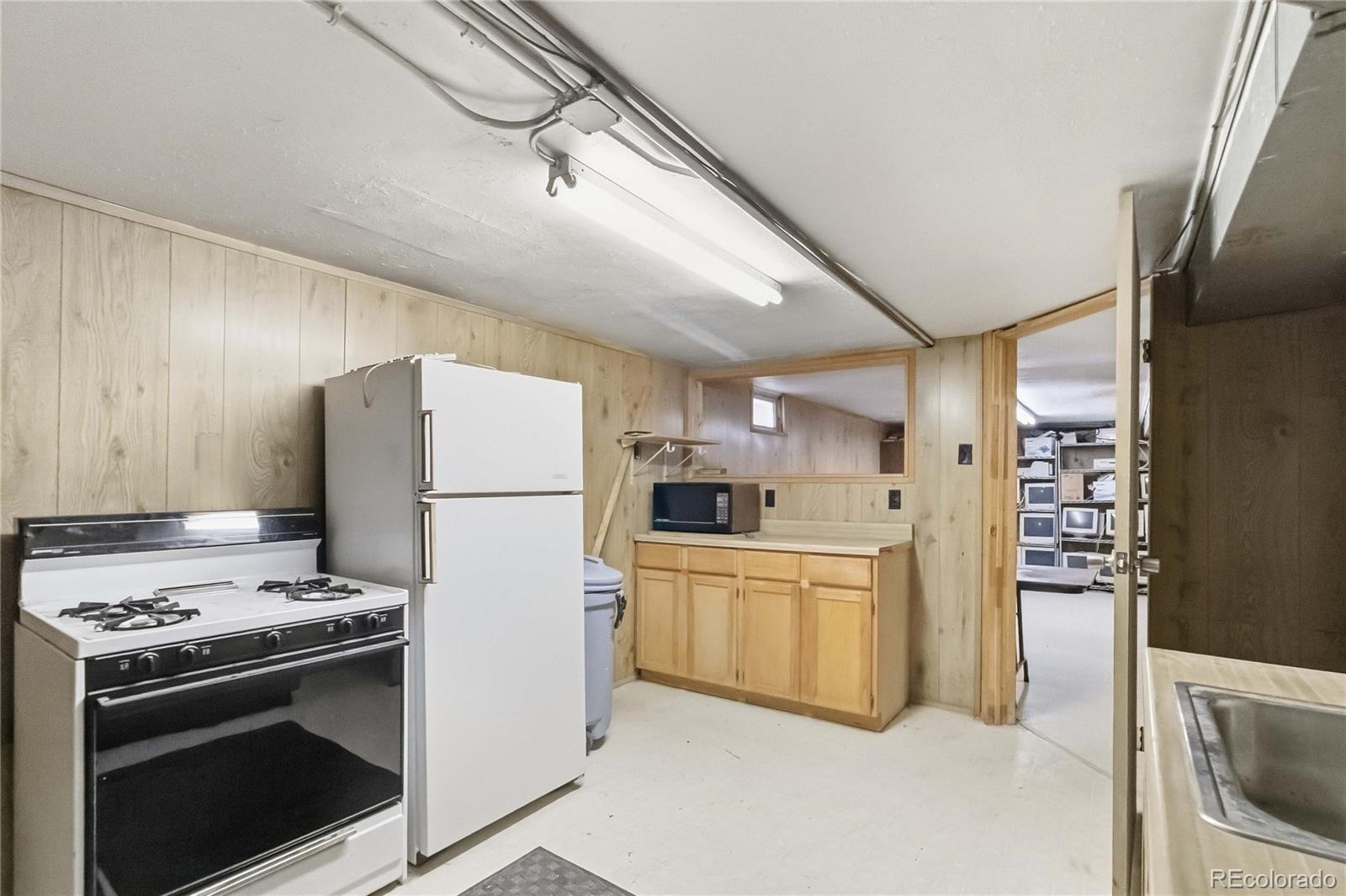 1720 Bruce Randolph Avenue Denver CO 80205 | MLS #3191251 Image 5