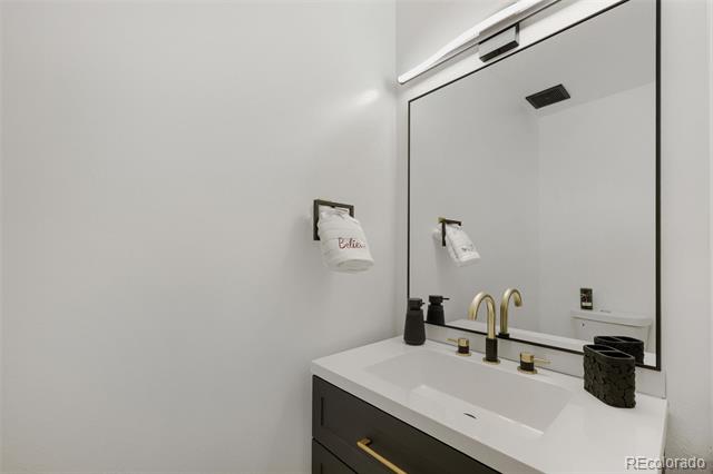 9047 E Mansfield Avenue Denver CO 80237 | MLS #3204790 Image 13