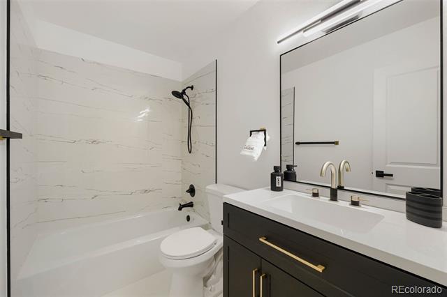 9047 E Mansfield Avenue Denver CO 80237 | MLS #3204790 Image 6