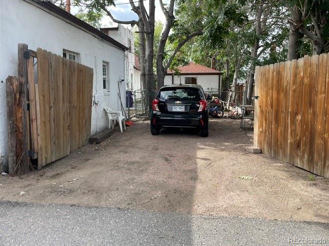 4502 Clayton Street Denver CO 80216 | MLS #3414580 Image 4