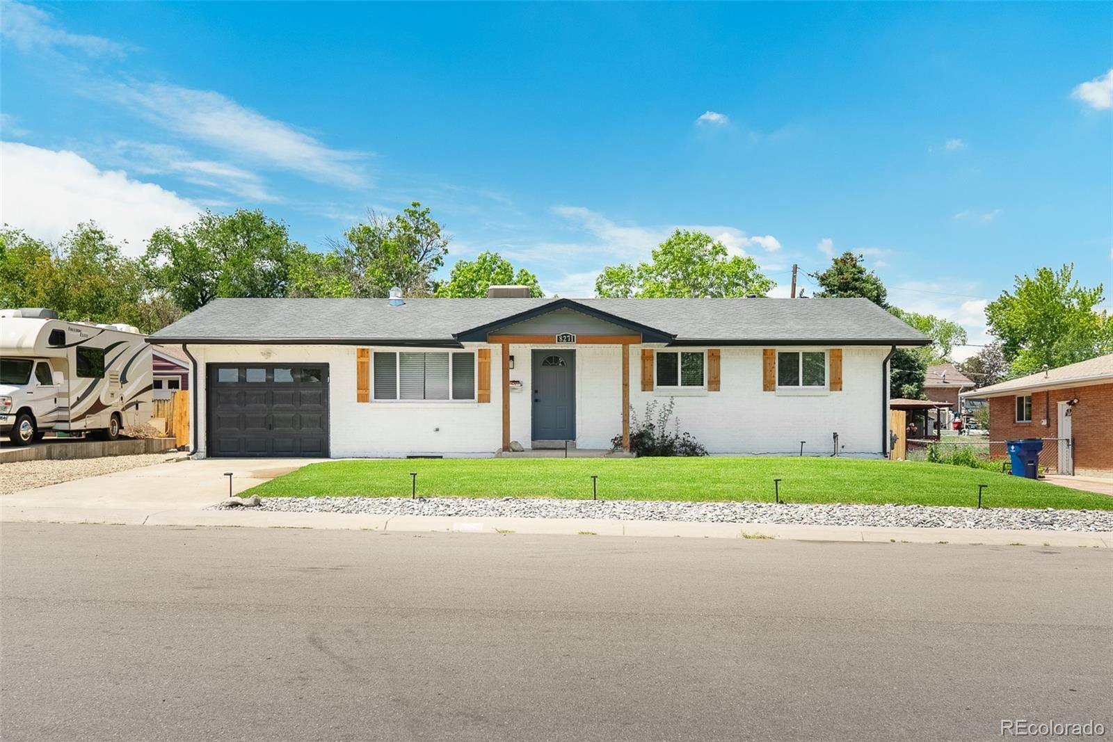 8271 Bluebell Way Denver CO 80221 | MLS #3689630 Image 3