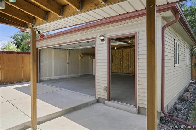 8239 Loretta Drive Denver CO 80221 | MLS #3804431 Image 9