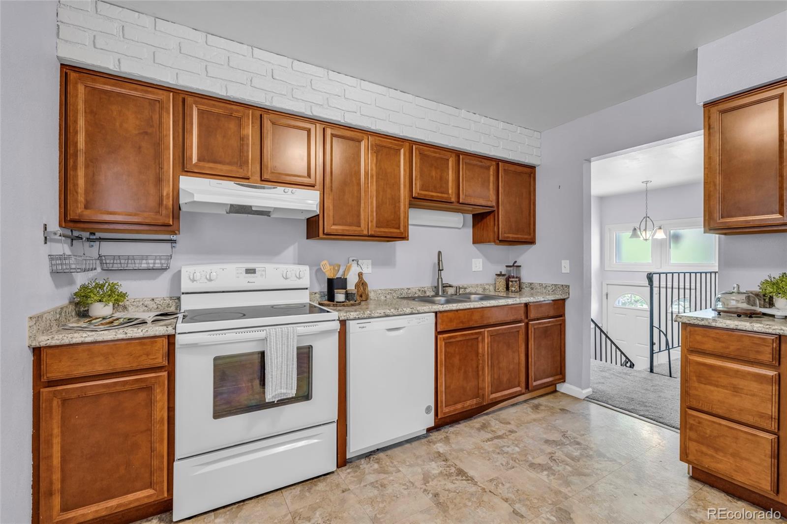 6869 Quay Street Arvada CO 80003 | MLS #3835372 Image 8