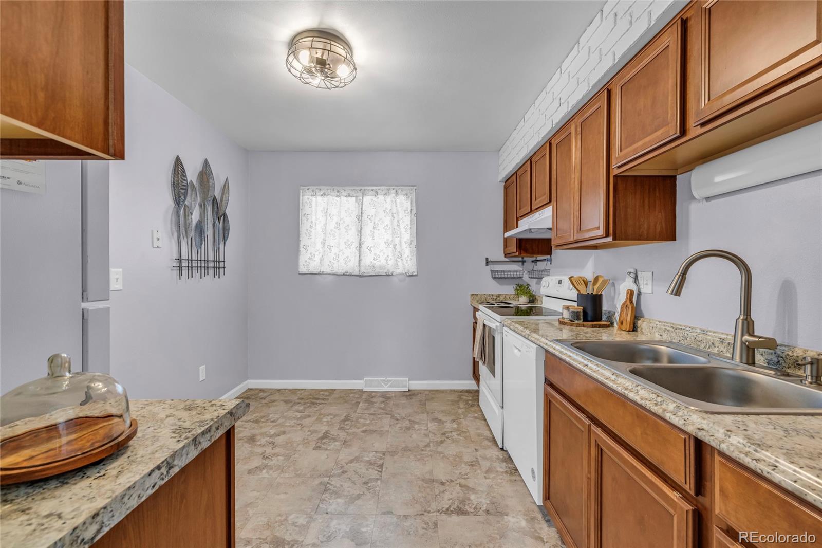 6869 Quay Street Arvada CO 80003 | MLS #3835372 Image 9