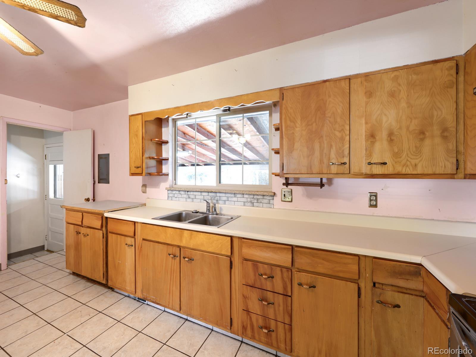 6165 Gray Street Arvada CO 80003 | MLS #4579871 Image 6