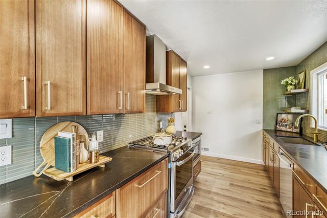 1590 S Jackson Street Denver CO 80210 | MLS #4582887 Image 9
