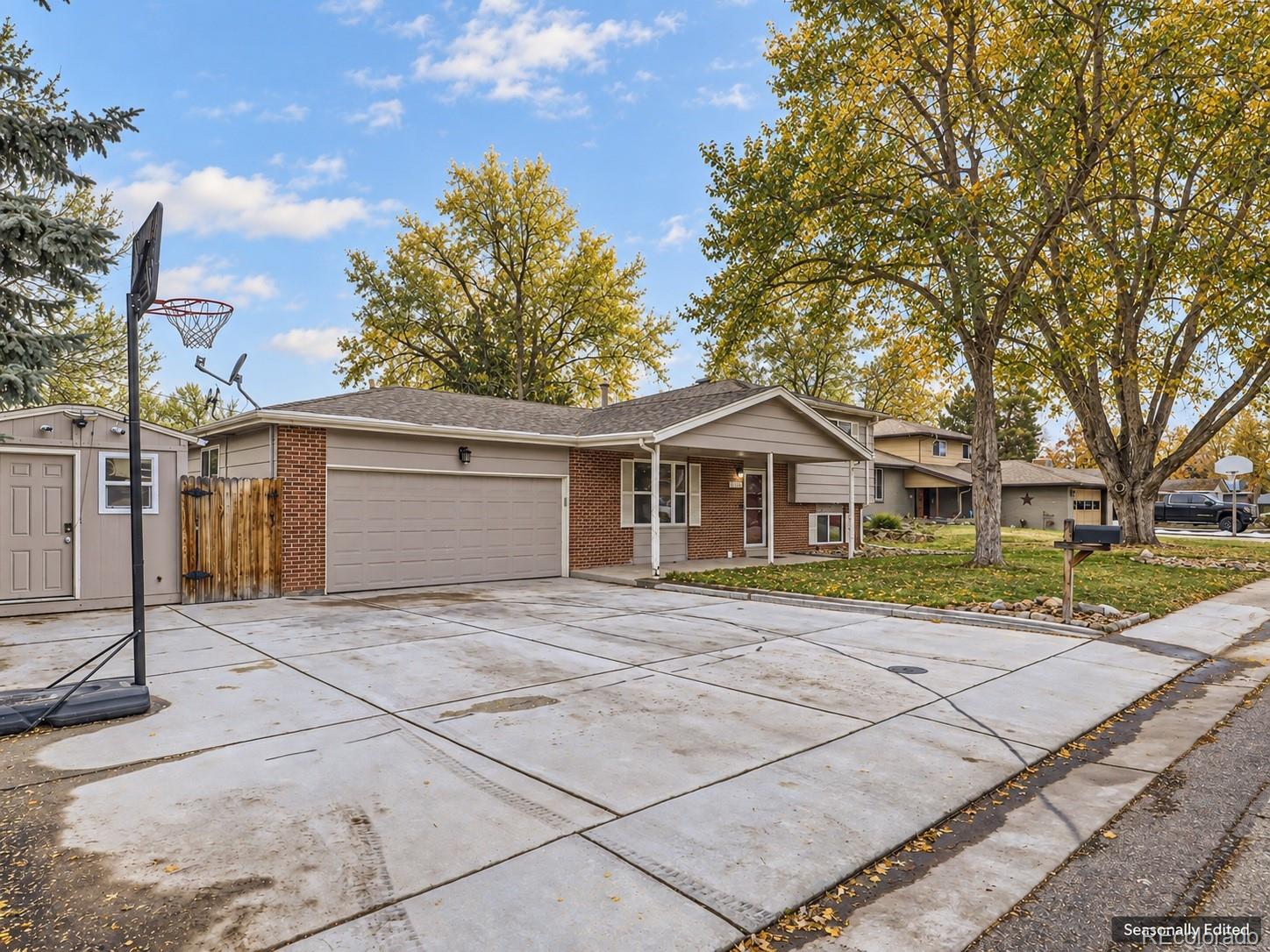 6813 Garland Street Arvada CO 80004 | MLS #4622886 Image 2