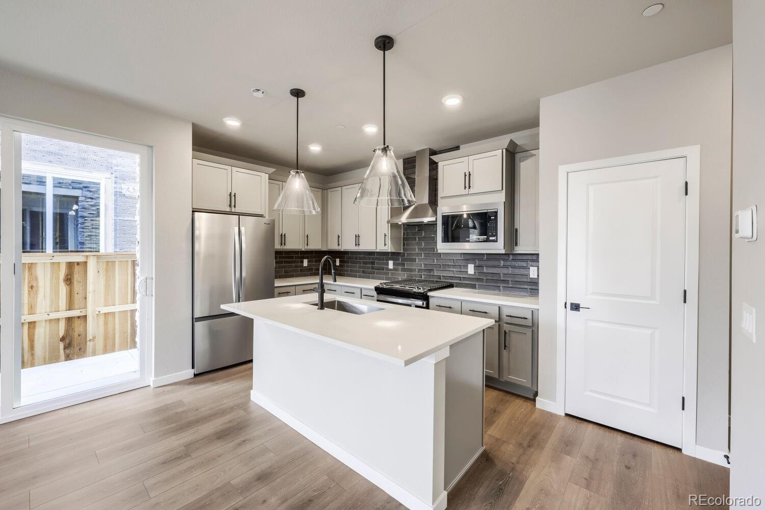 8660 Lowell Boulevard Westminster CO 80031 | MLS #4690659 Image 3