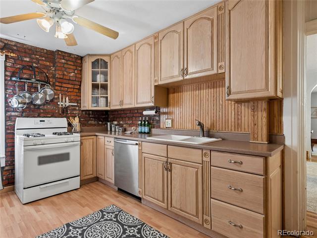 4244 Umatilla Street Denver CO 80211 | MLS #4707712 Image 3
