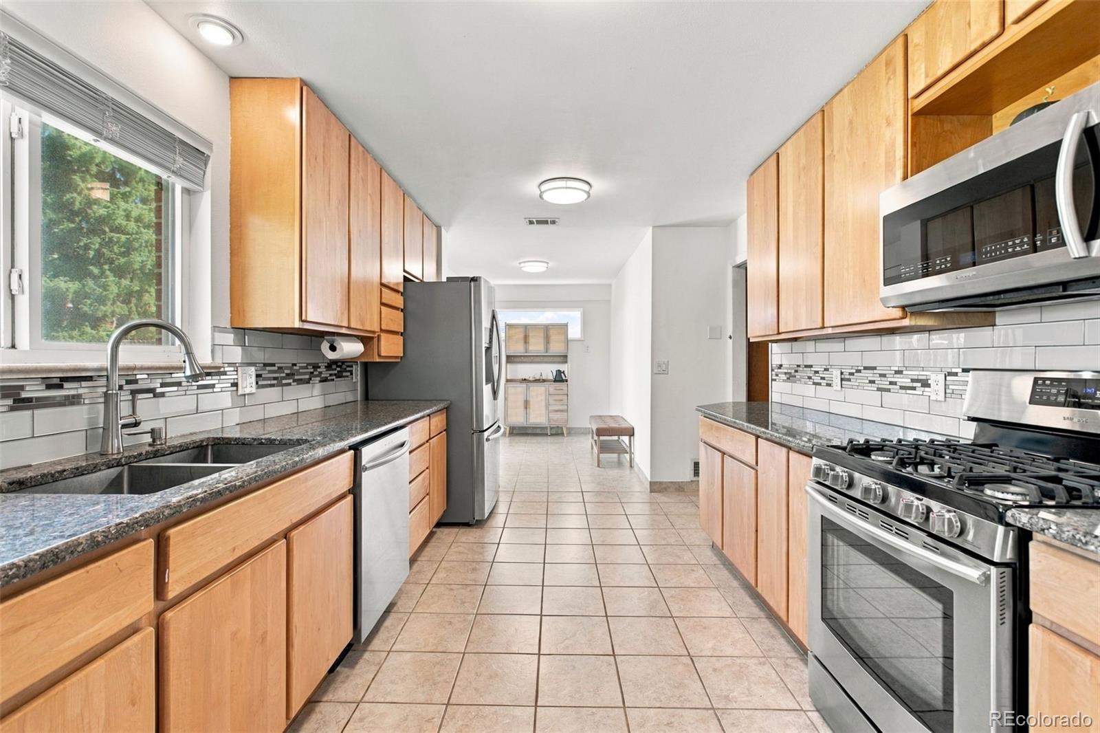 8561 E Briarwood Boulevard Centennial CO 80112 | MLS #4882528 Image 9