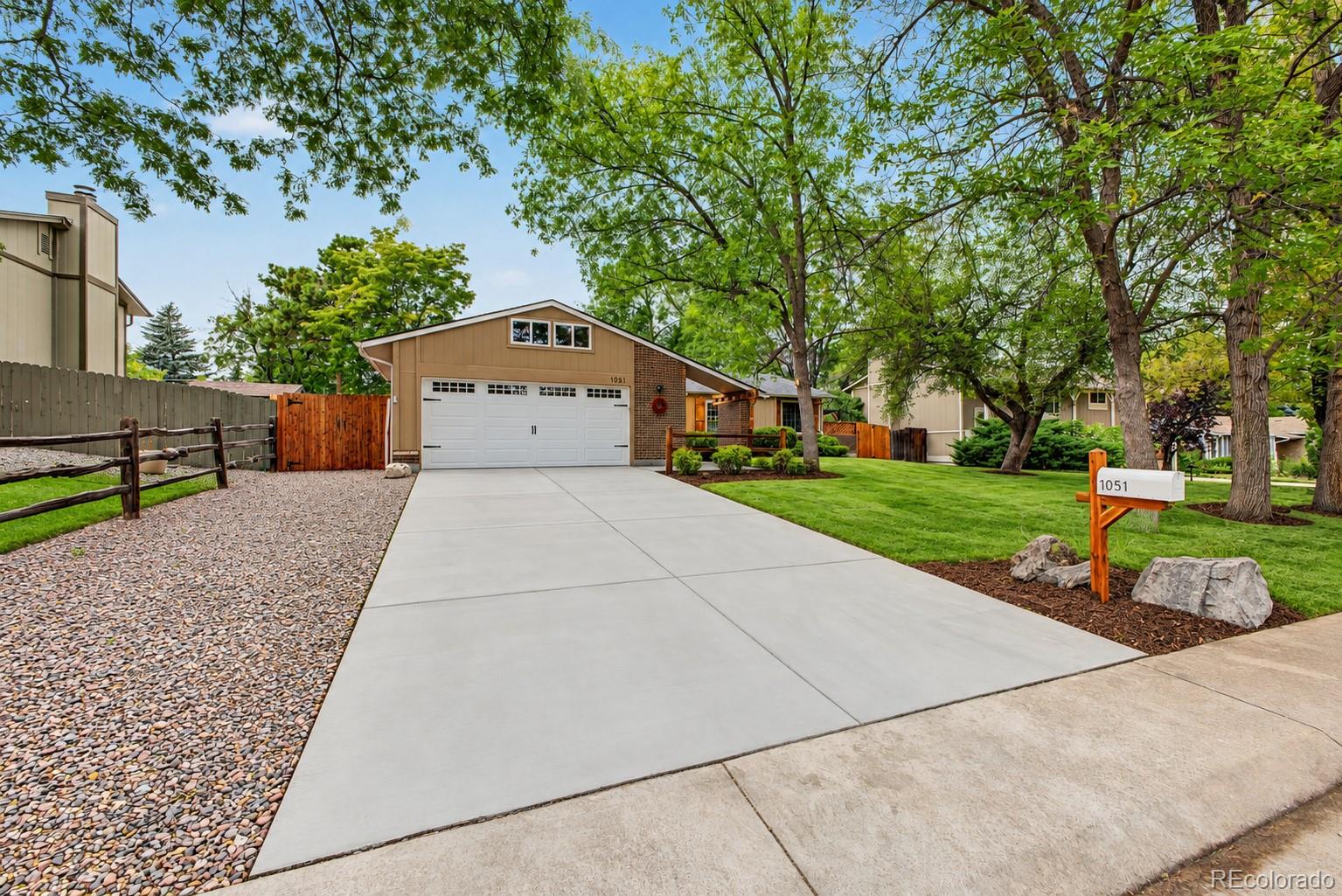 1051 Xenophon Street Golden CO 80401 | MLS #5000328 Image 2