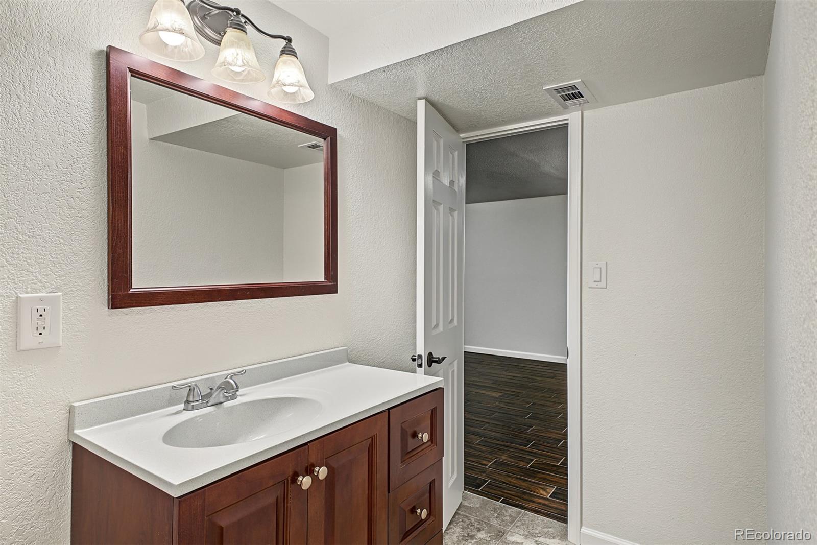 1051 Xenophon Street Golden CO 80401 | MLS #5000328 Image 23