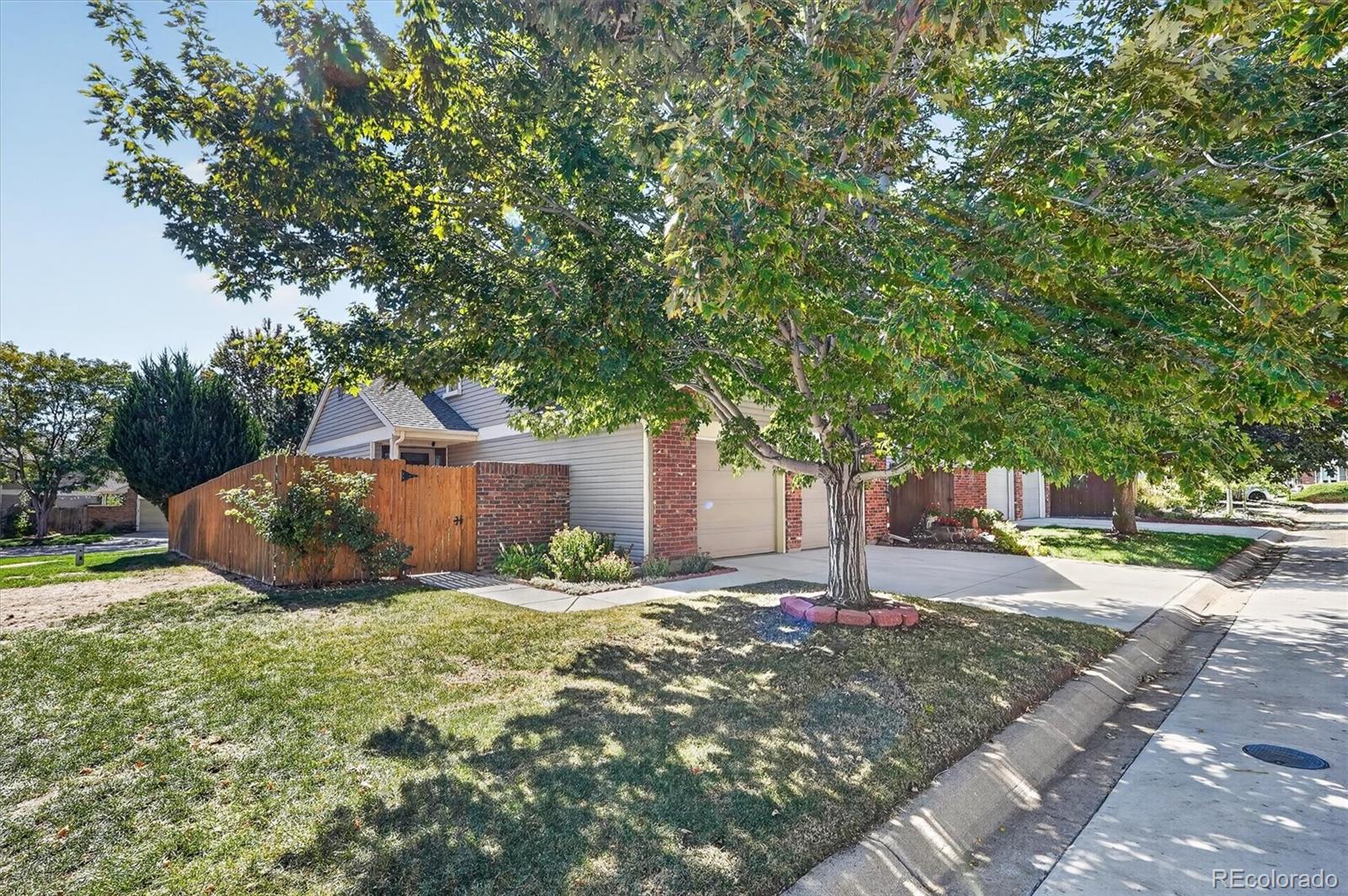 8750 Independence Way Arvada CO 80005 | MLS #5346281 Image 2