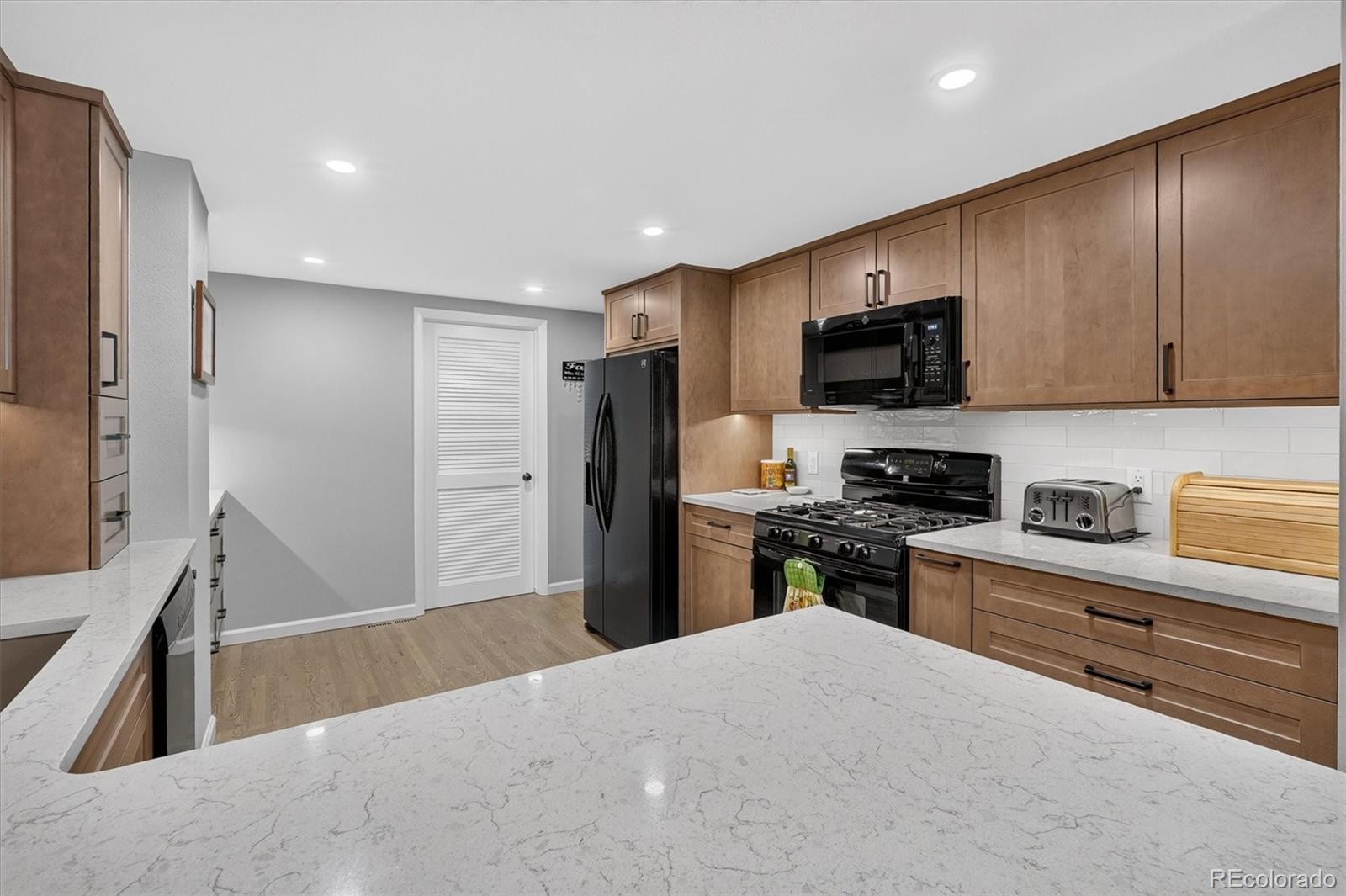 8750 Independence Way Arvada CO 80005 | MLS #5346281 Image 5