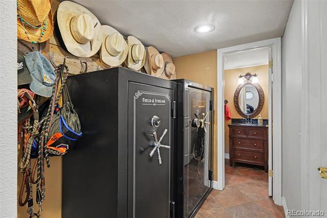 8143 S Otis Court Littleton CO 80128 | MLS #5515930 Image 13