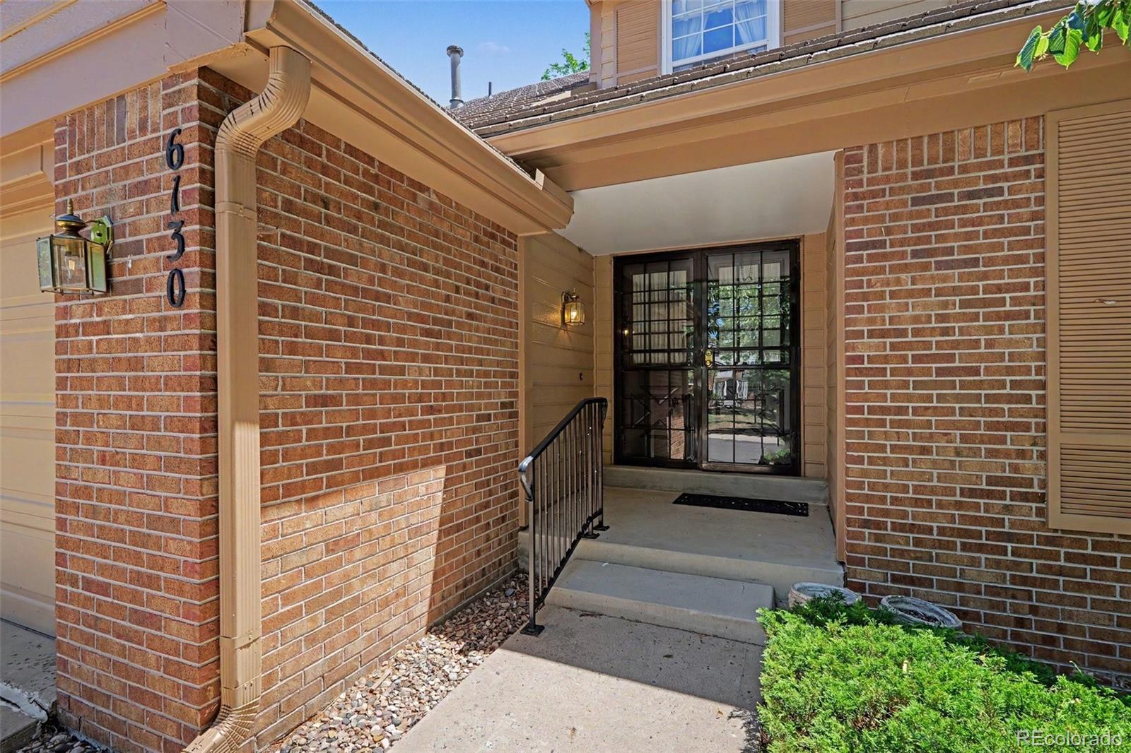 6130 E Briarwood Circle Englewood CO 80112 | MLS #5613436 Image 1