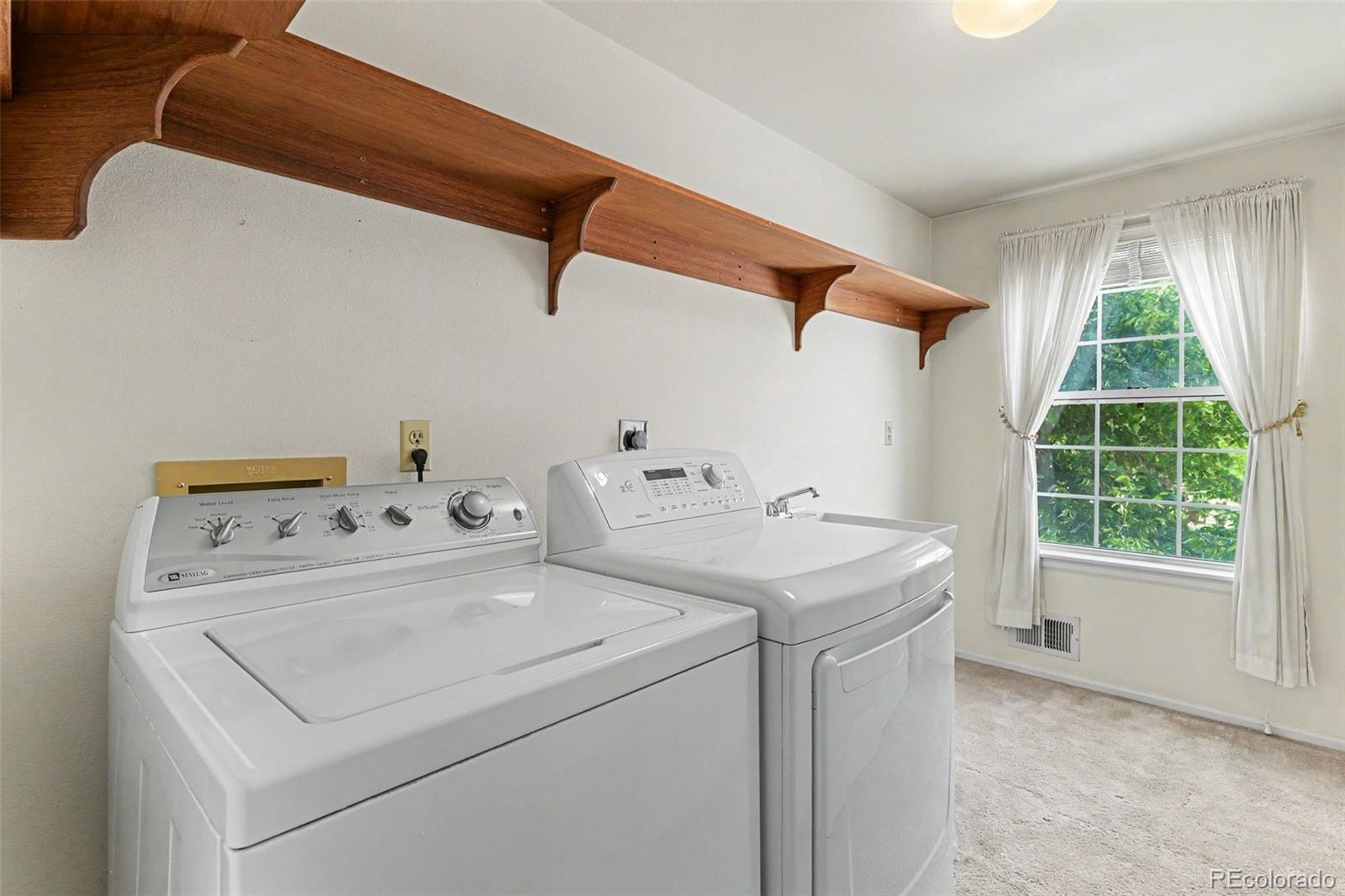 6130 E Briarwood Circle Englewood CO 80112 | MLS #5613436 Image 22