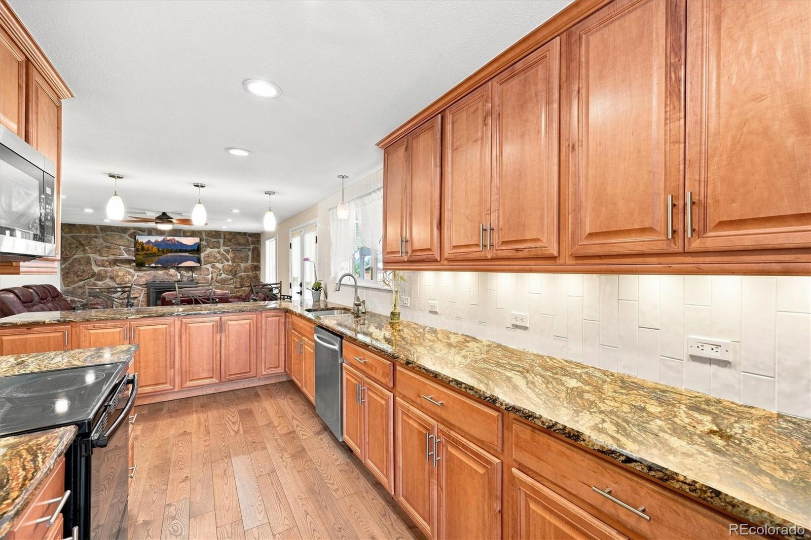 7096 S Kendall Boulevard Littleton CO 80128 | MLS #5683686 Image 10